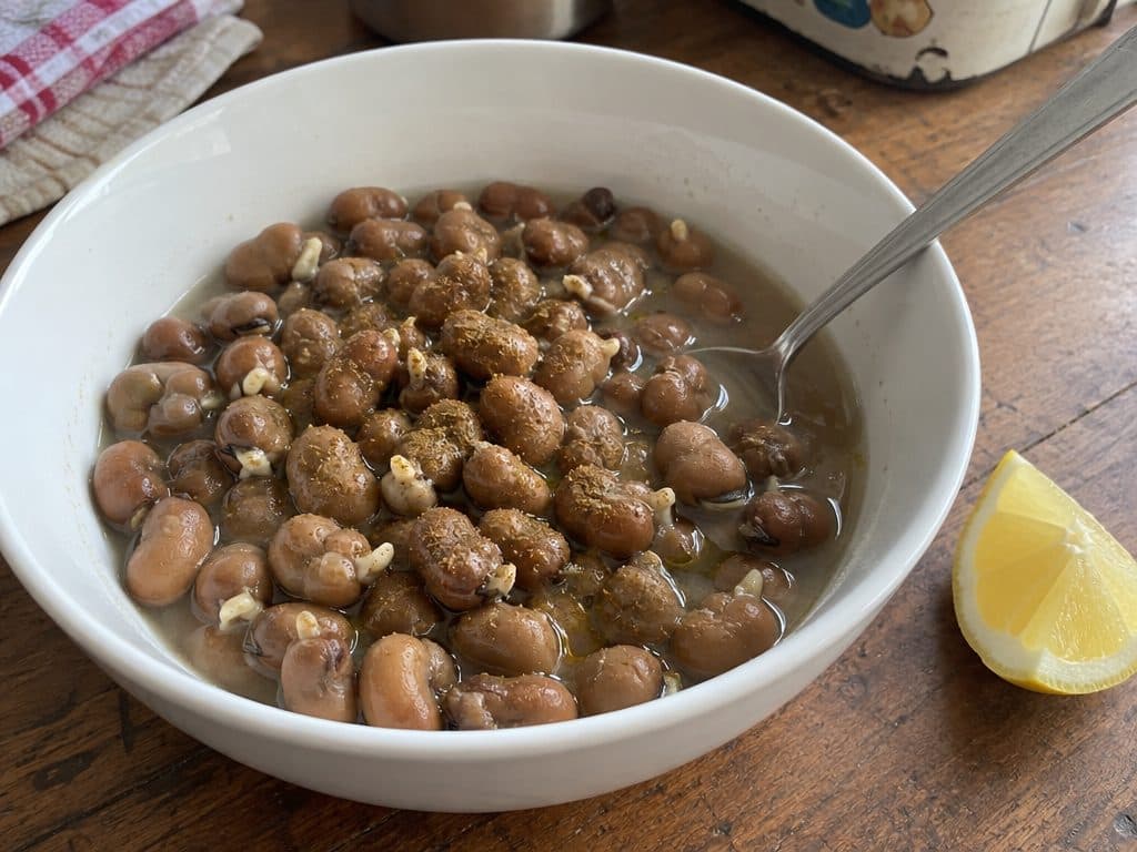 شوربة فول نابت